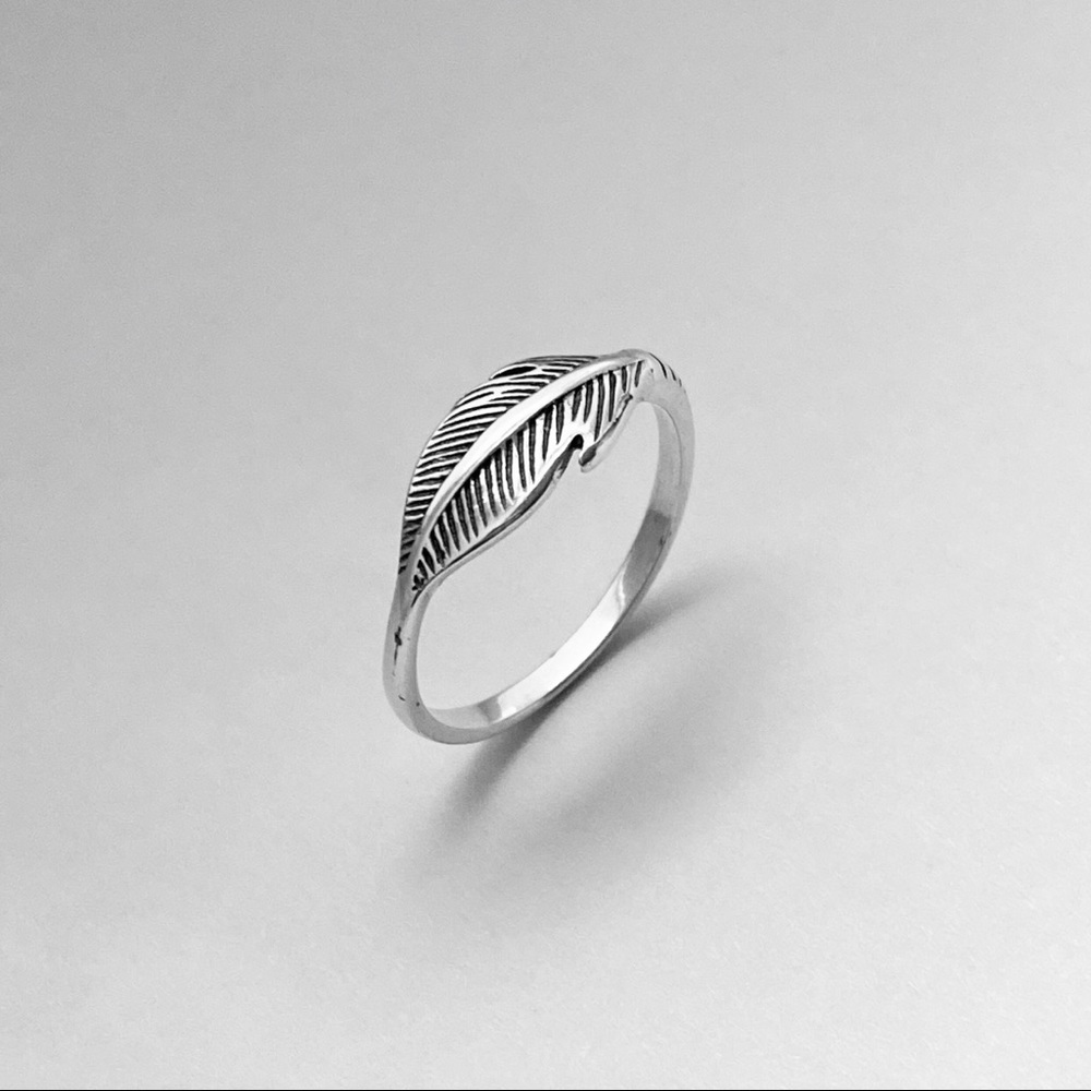 Sterling Silver Small Feather Ring, Religious Rin… - image 3